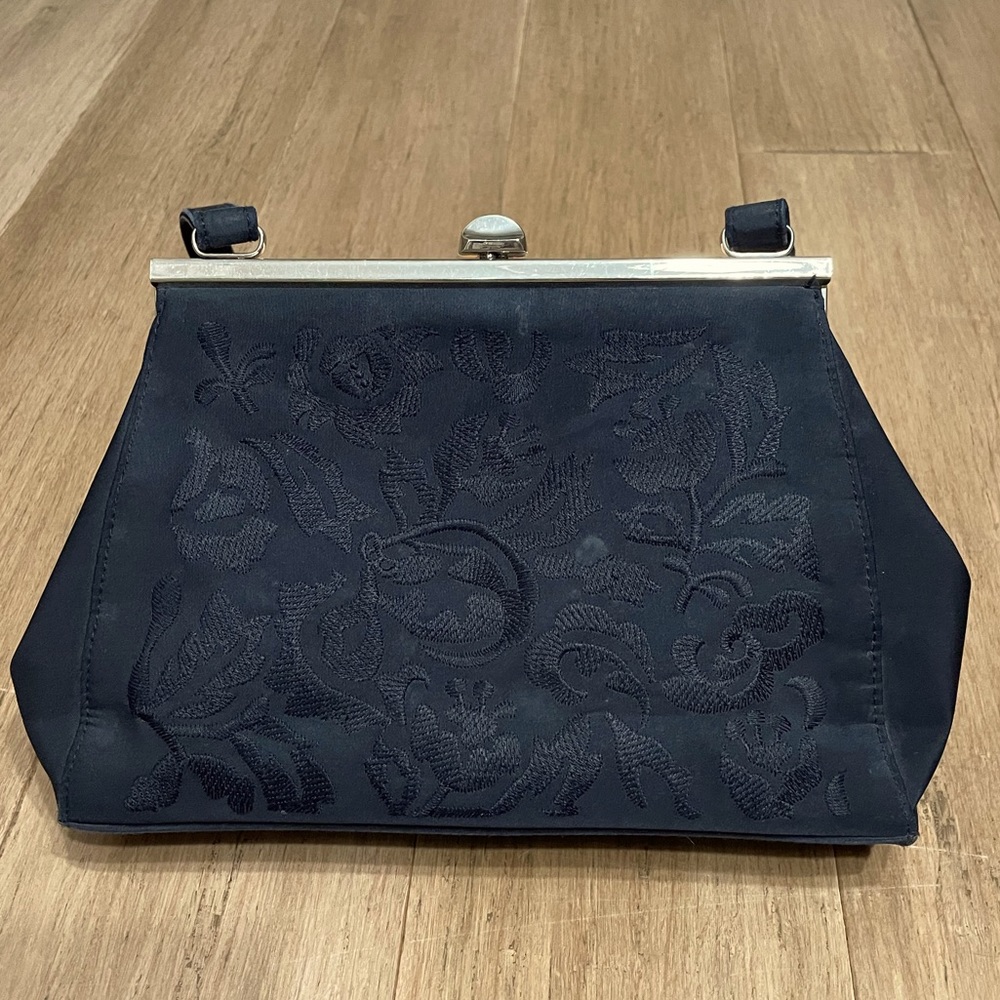 Vintage 90s Chic Black Embroidered Handbag